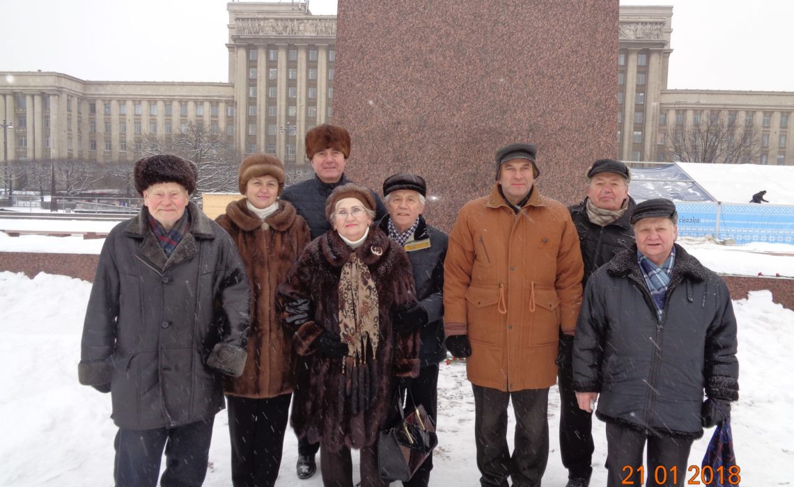 Прошлое, настоящее и будущее России связаны с именем В.И. Ленина